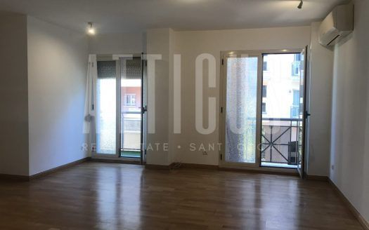 Apartamento con terraza